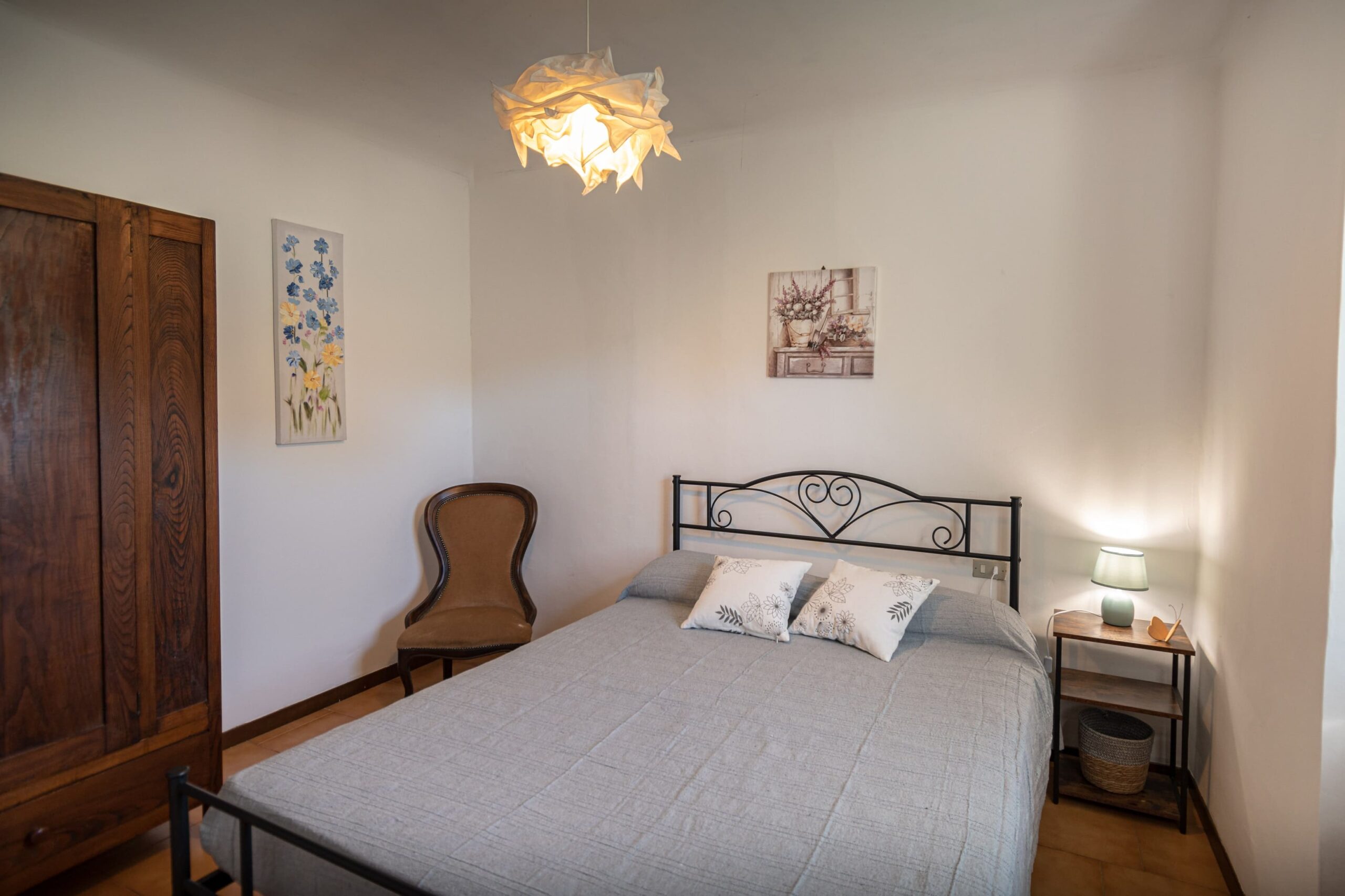 Camera matrimoniale al primo piano - Casa di Monica a Orvieto Camera matrimoniale al primo piano - Casa di Monica a Orvieto